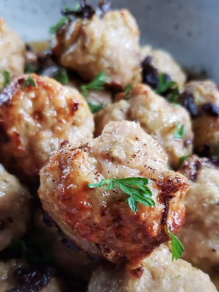 close up of a pile of chicken meatballs